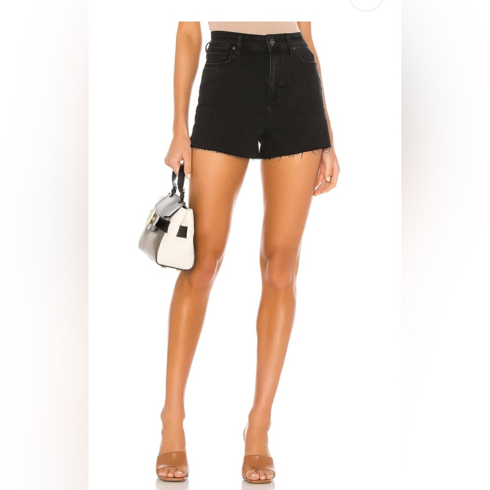 Paige Margot Short Noir